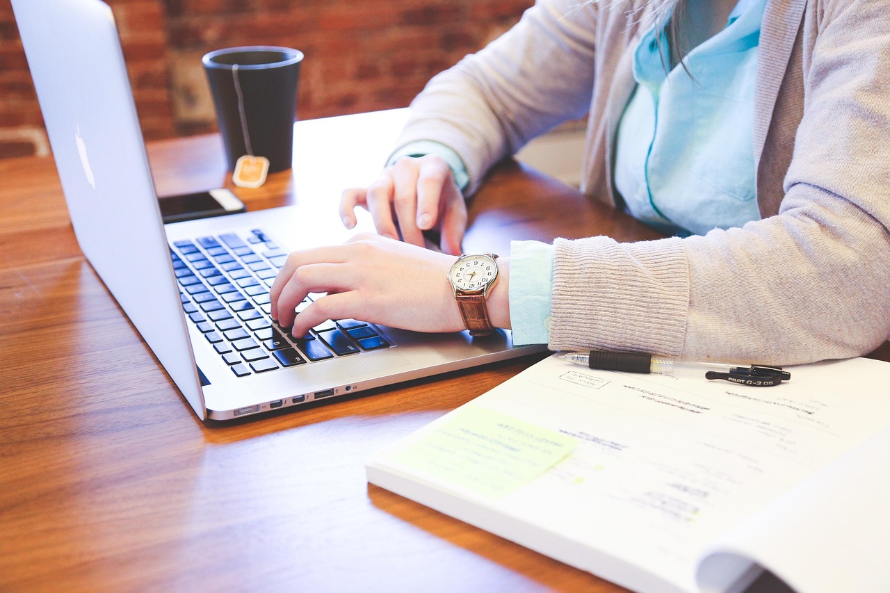 keyword research laptop